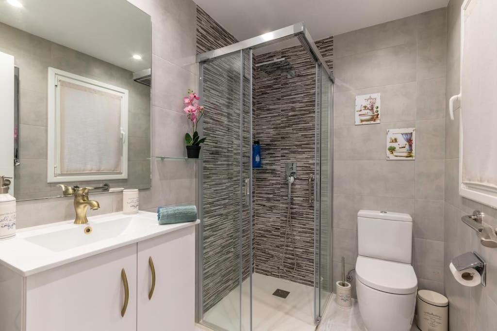 Apt In The Old Town With Cool Terrace!! Private Parking بلباو المظهر الخارجي الصورة